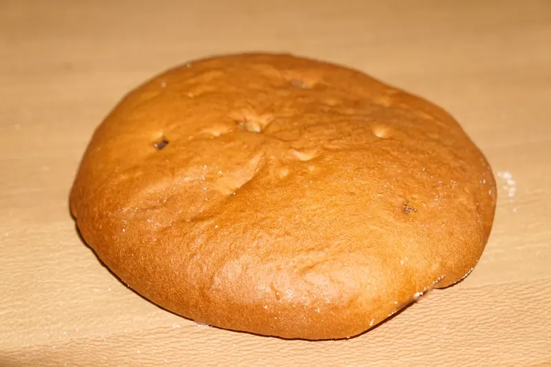 Round pan de piloncillo